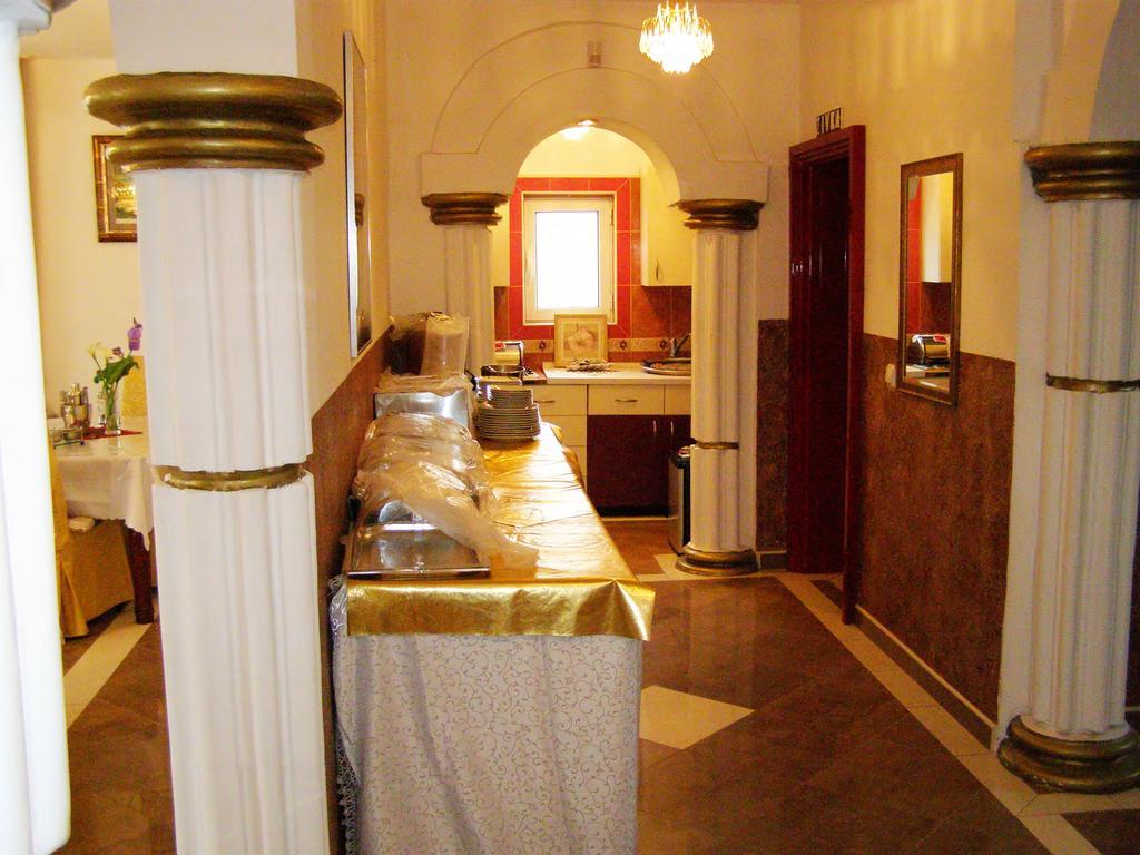 Hotel Wellness & Spa Angelo Gabriel Petrovac Zewnętrze zdjęcie