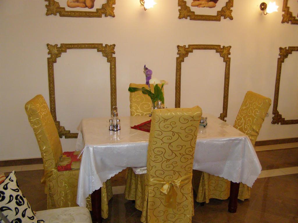 Hotel Wellness & Spa Angelo Gabriel Petrovac Zewnętrze zdjęcie