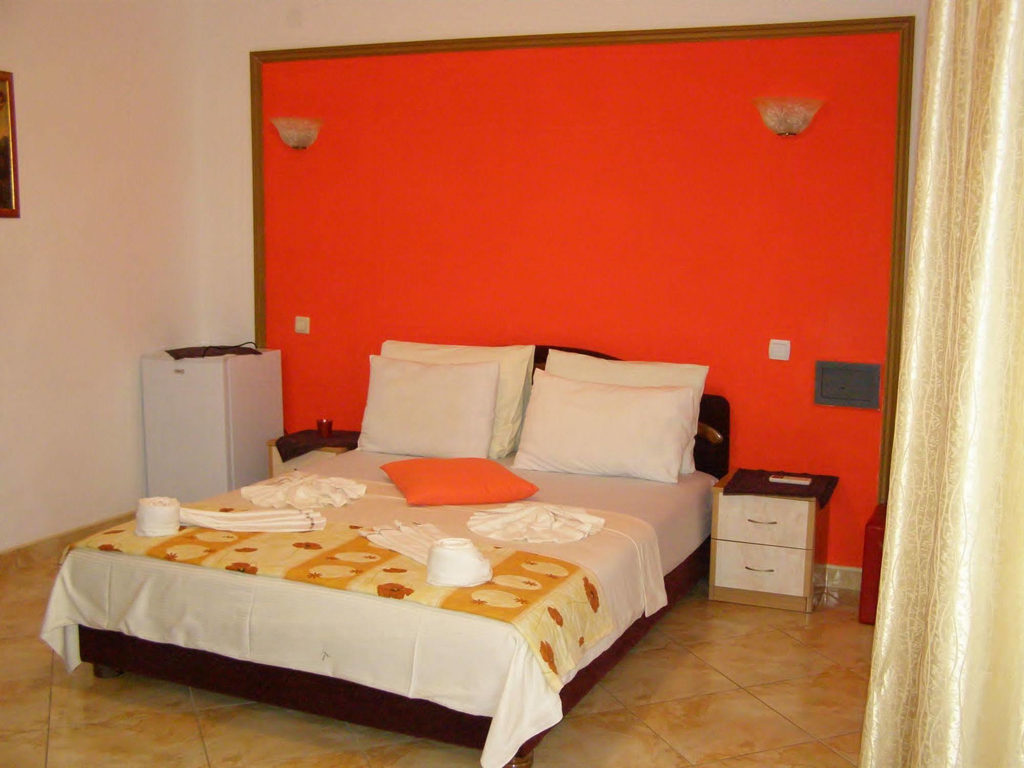 Hotel Wellness & Spa Angelo Gabriel Petrovac Zewnętrze zdjęcie